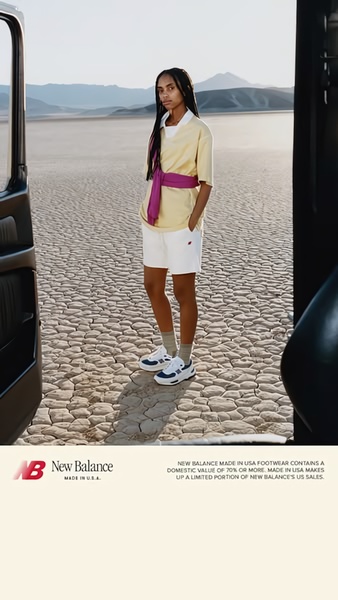 sneakers, running shoes, casual footwear, athletic shoes, lifestyle sneakers, brand awareness, lifestyle, outdoor, calm, neutral